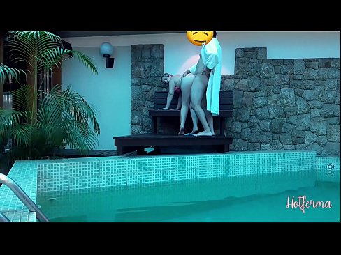 ❤️ Bos mengundang pelayan ke kolam renang, tetapi tidak bisa menahan panas ️❌ Super porno pada kami id.happytour.top ️❤
